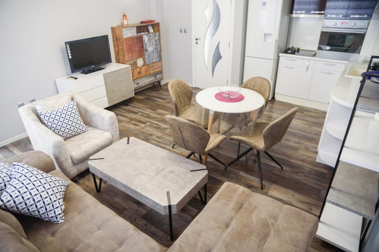 Apartment Martini Burgas Stad Buitenkant foto