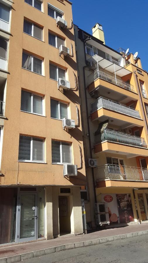 Apartment Martini Burgas Stad Buitenkant foto