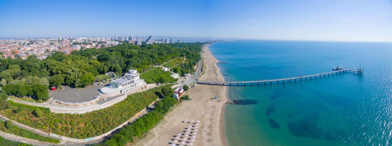 Apartment Martini Burgas Stad Buitenkant foto