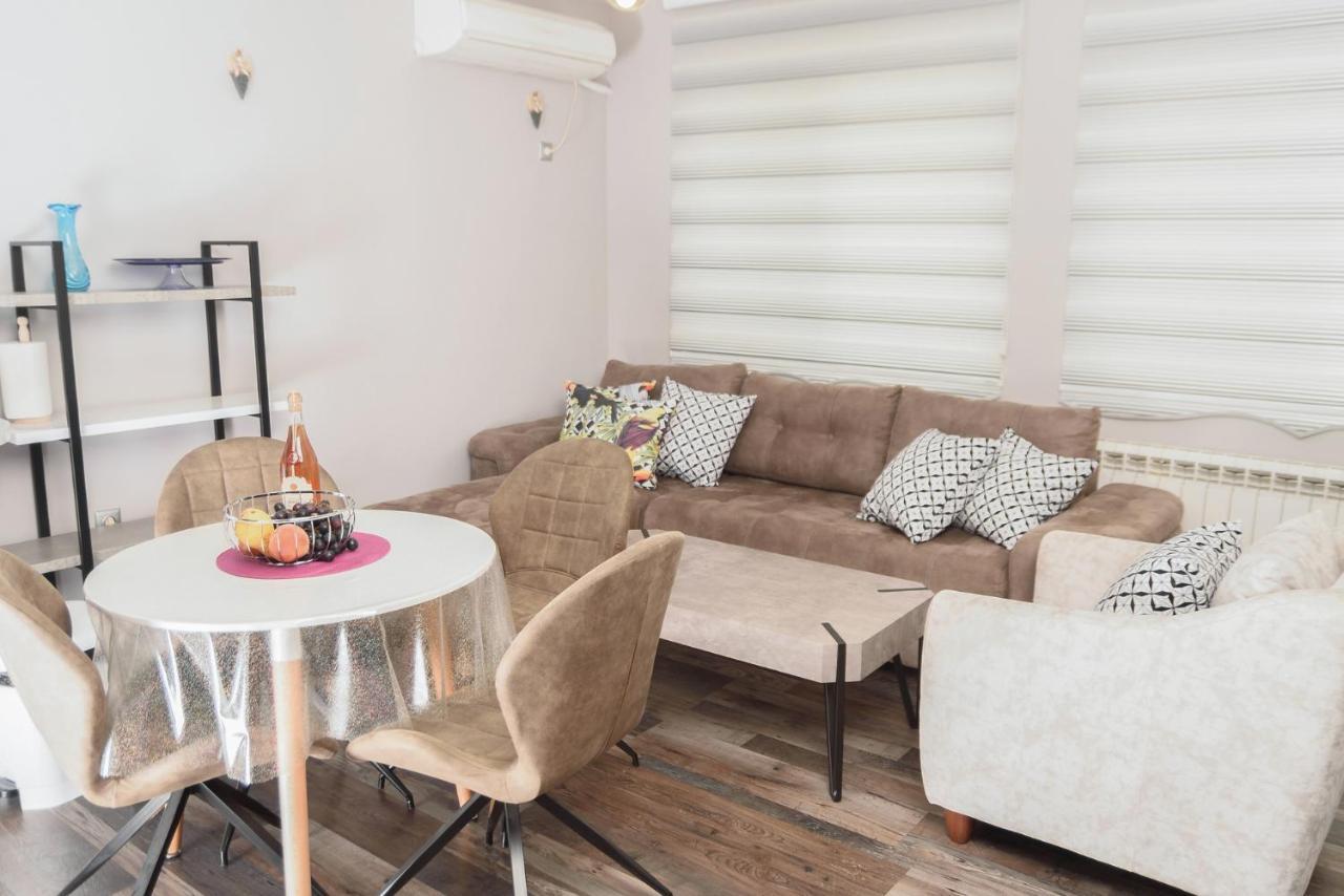 Apartment Martini Burgas Stad Buitenkant foto